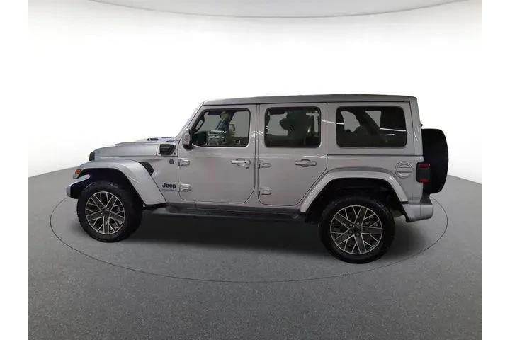 $39000 : Jeep Wrangler 2024 4x4 High image 6