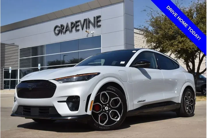 $37495 : Ford Mustang Mach-E 2023 AWD image 1