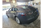 $17990 : Tesla Model S 2017 60 4dr Li thumbnail