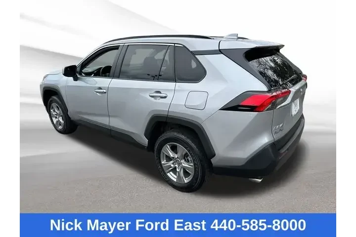 $33995 : Toyota RAV4 2025 AWD XLE 4dr image 5