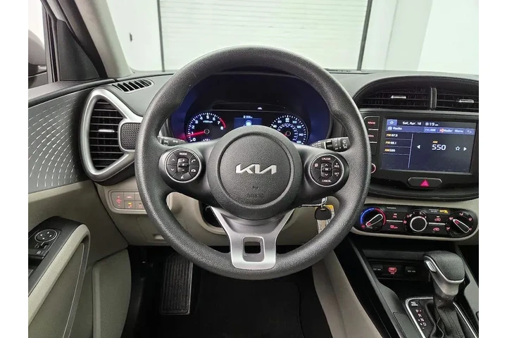 $15998 : Kia Soul 2022 LX 4dr Crossov image 10