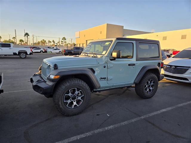 $33747 : Pre-Owned 2023 Wrangler Sport image 4