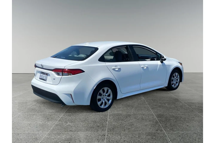 $27180 : Toyota Corolla 2025 LE 4dr S image 5