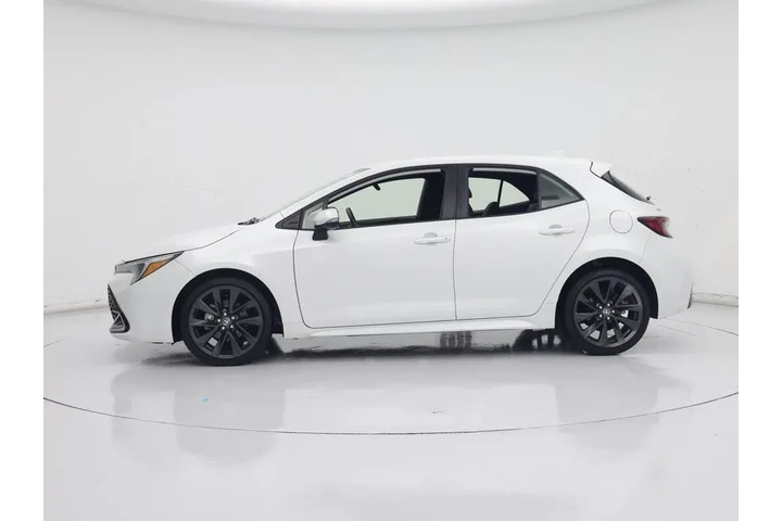 $24998 : Toyota Corolla Hatchback 202 image 3
