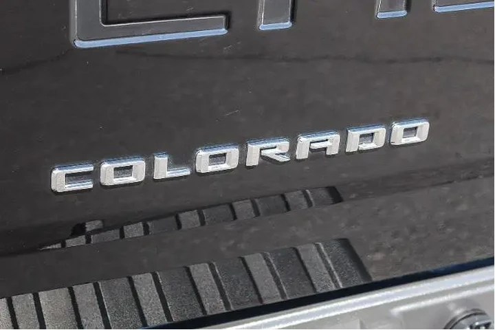 $35555 : Chevrolet Colorado 2021 4x4 image 10