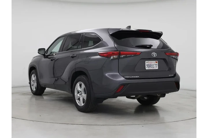 $33998 : Toyota Highlander 2022 AWD L image 2