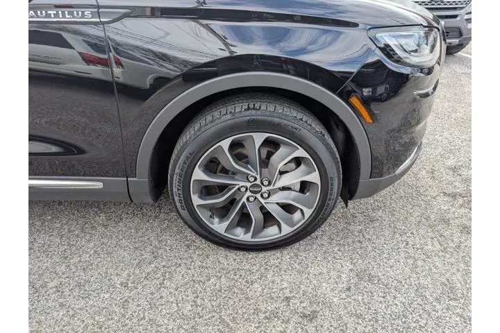 $38000 : Lincoln Nautilus 2023 AWD Re image 10