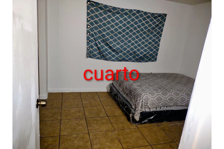 $550 : Rento cuarto image 4