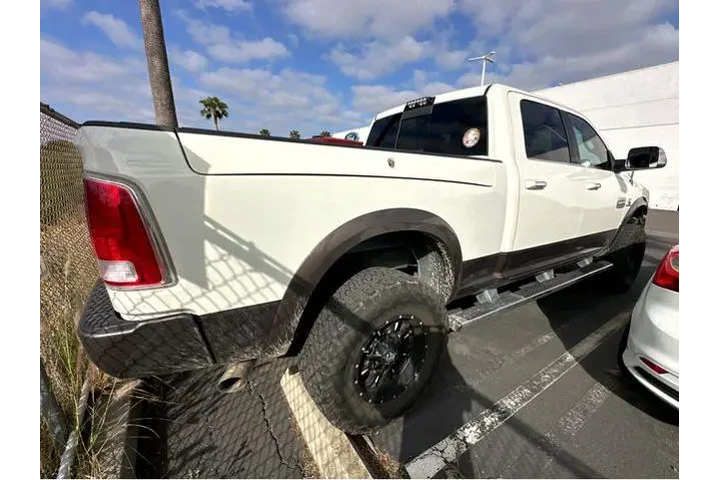 $40000 : Ram 2500 2018 4x4 Laramie Li image 4