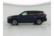 $35998 : Toyota Highlander 2022 AWD X thumbnail