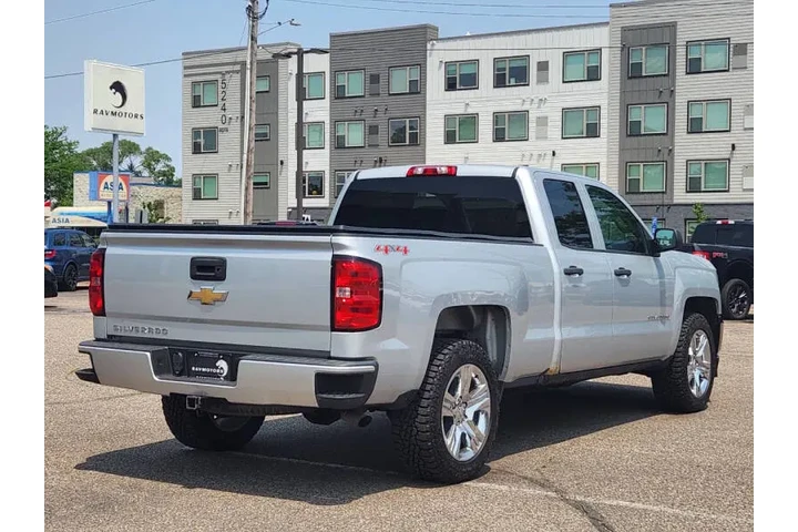$15954 : 2017 Silverado 1500 Custom image 10