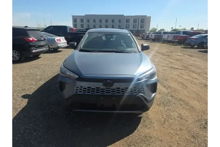 $36900 : Toyota Corolla Cross Hybrid image 2