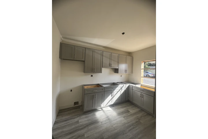 Installation de gabinetes image 5