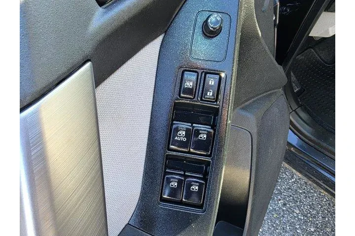 $14388 : Subaru Forester 2016 AWD 2.5 image 10