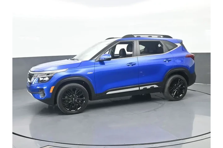 $21331 : Kia Seltos 2023 AWD Nightfal image 2