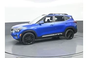 $21331 : Kia Seltos 2023 AWD Nightfal thumbnail