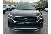 $18788 : Volkswagen Taos 2024 SE 4dr thumbnail