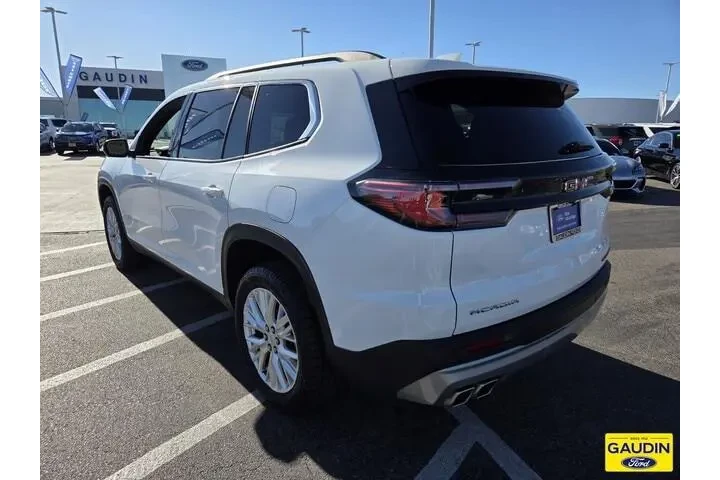 $35900 : GMC Acadia 2024 Elevation 4d image 5