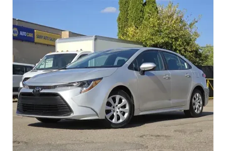 $24500 : 2024 Corolla image 2