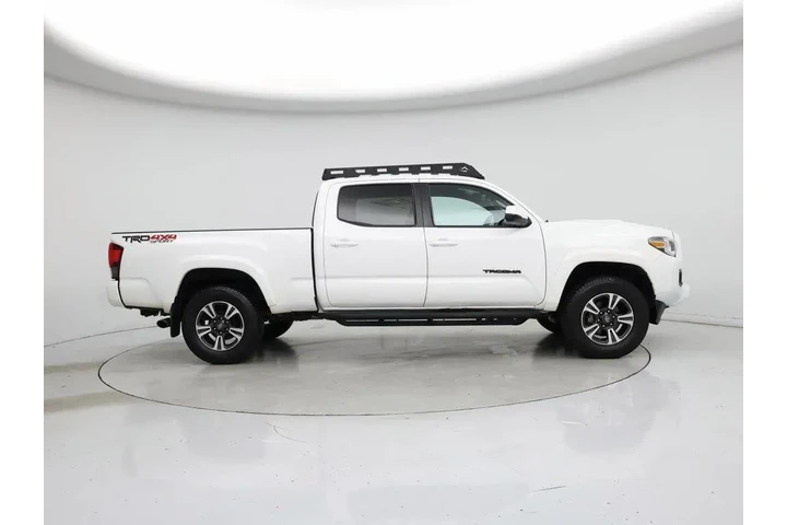 $33998 : Toyota Tacoma 2018 4x4 TRD S image 7