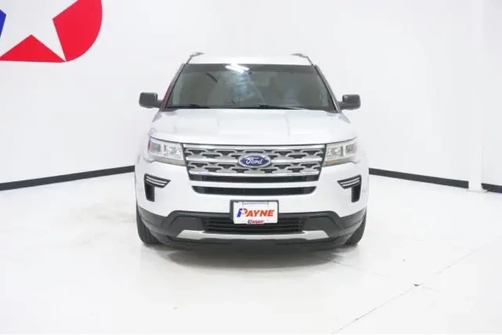 $14995 : Ford Explorer 2018 XLT 4dr S image 2
