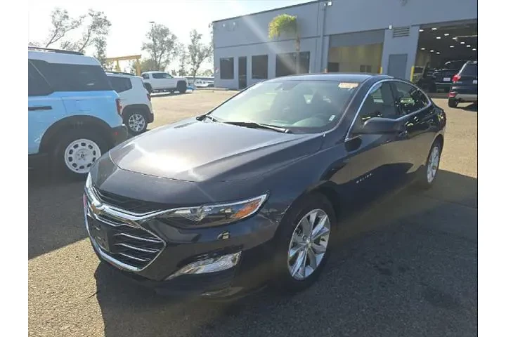 $19995 : Chevrolet Malibu 2023 LT 4dr image 1