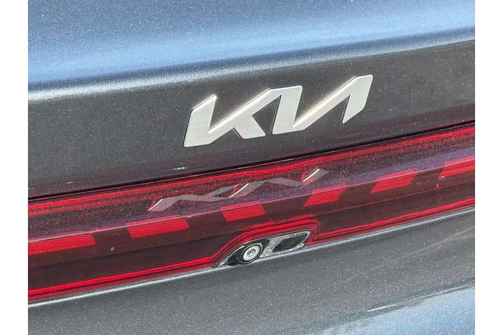 $19980 : Kia K5 2022 LXS 4dr Sedan image 6