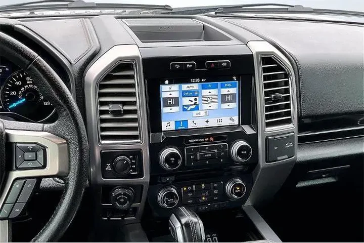 $30965 : Ford F-150 2016 4x4 Platinum image 6