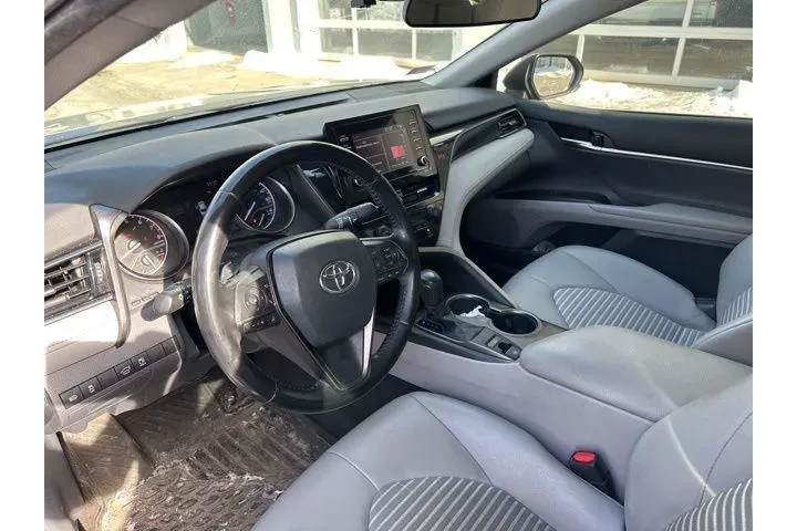 $22588 : Toyota Camry 2021 AWD SE 4dr image 4