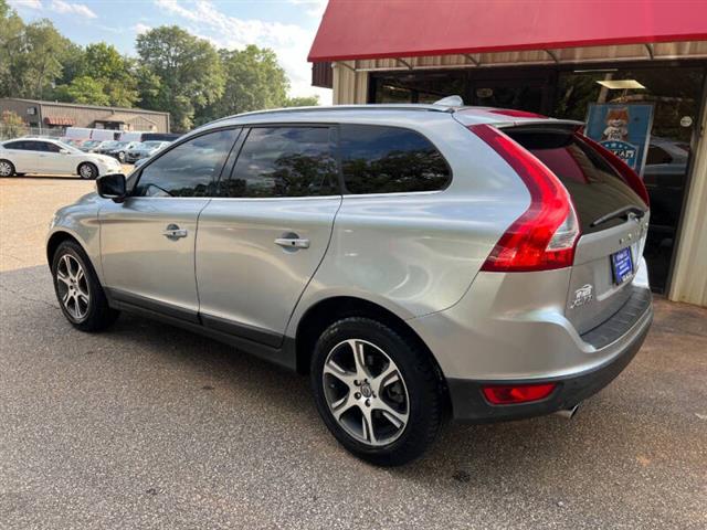 $8999 : 2011 XC60 T6 image 7