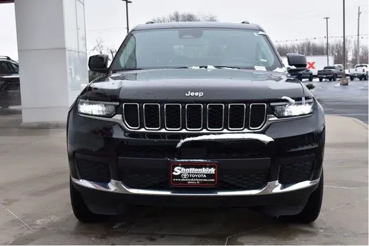 $25696 : Jeep Grand Cherokee L 2023 4 image 3
