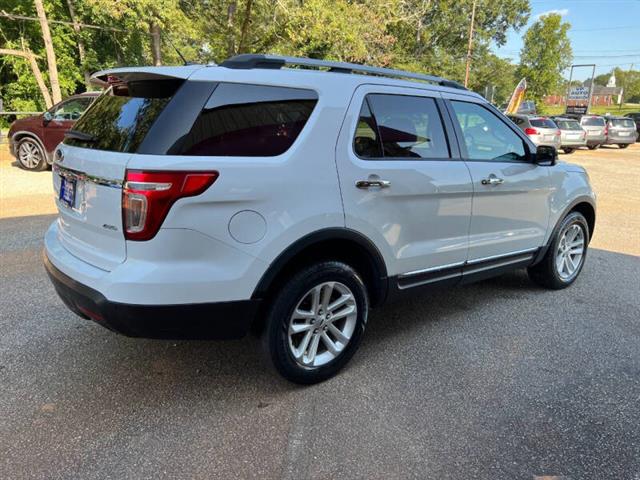 $9999 : 2015 Explorer XLT image 6