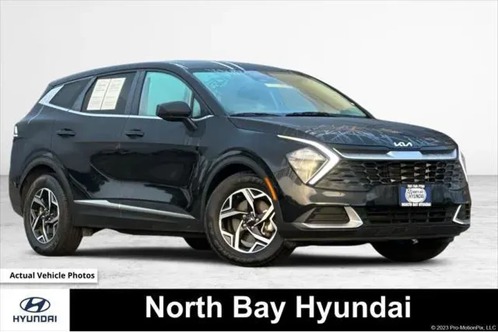 $17590 : Kia Sportage 2023 LX 4dr SUV image 1