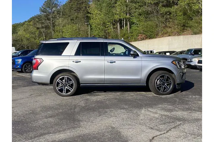 $25590 : Ford Expedition 2021 4x2 Lim image 2