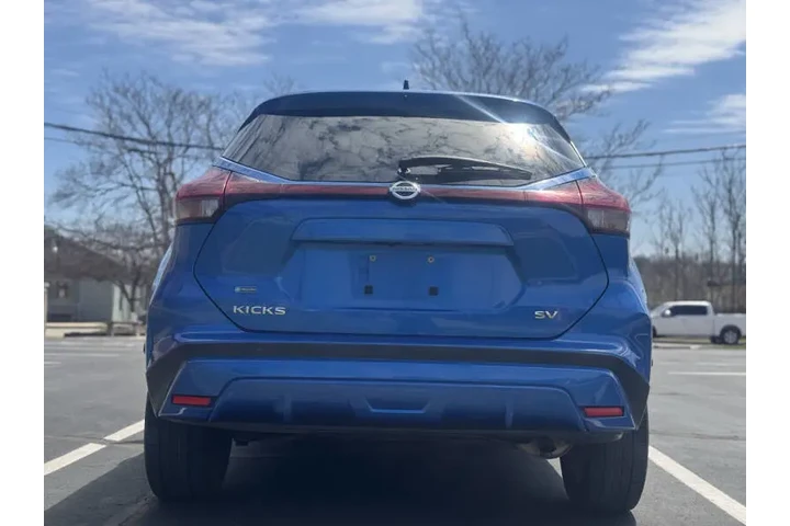 $6999 : 2021 Kicks SV image 7