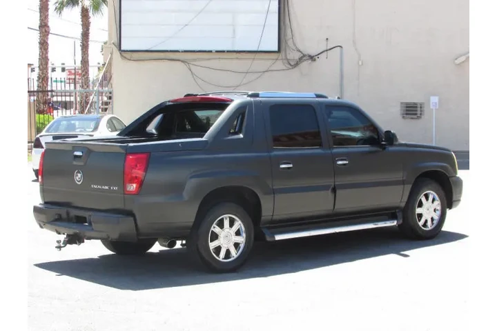$9995 : 2005 Escalade EXT image 7