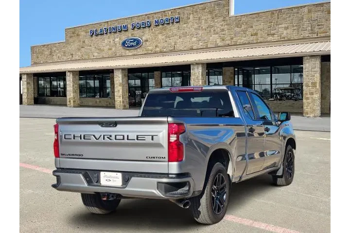 $32250 : Chevrolet Silverado 1500 202 image 6