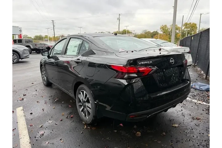 $17995 : Nissan Versa 2025 S 4dr Seda image 9