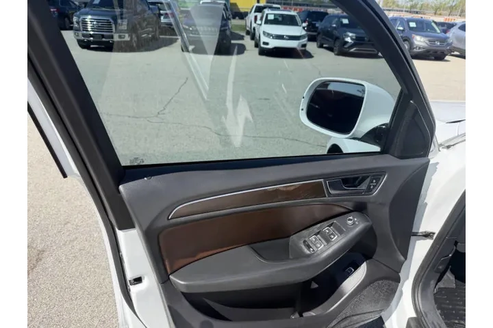$7999 : 2016 Q5 2.0T quattro Premium image 10