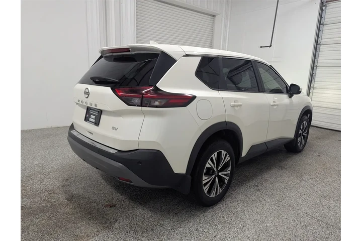 $21997 : Nissan Rogue 2023 SV 4dr Cro image 3