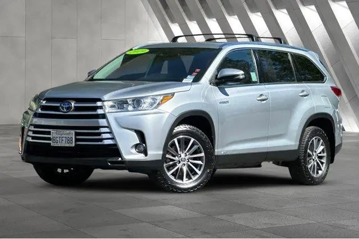 $27500 : Toyota Highlander Hybrid 201 image 2