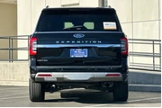 $38900 : Ford Expedition 2023 4x2 Lim thumbnail