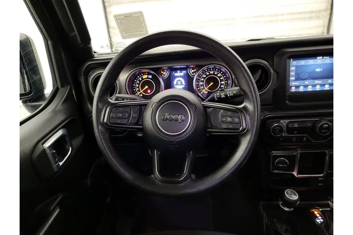 $26998 : Jeep Wrangler Unlimited 2022 image 10