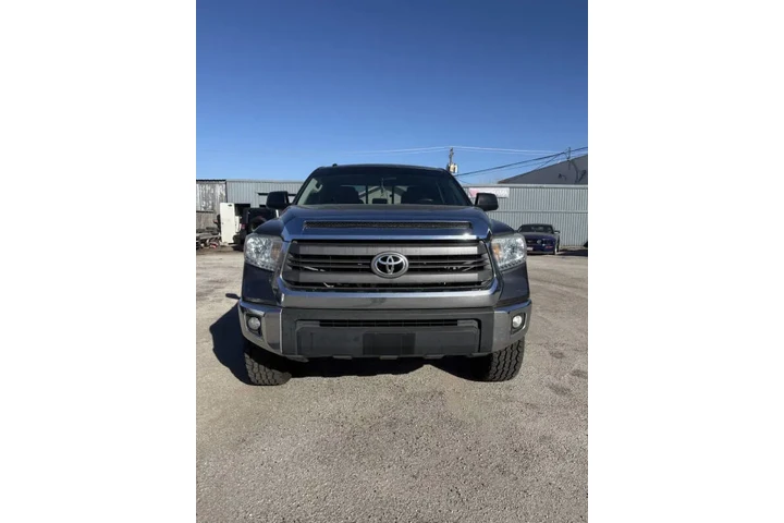 $14995 : 2015 Tundra SR5 image 4