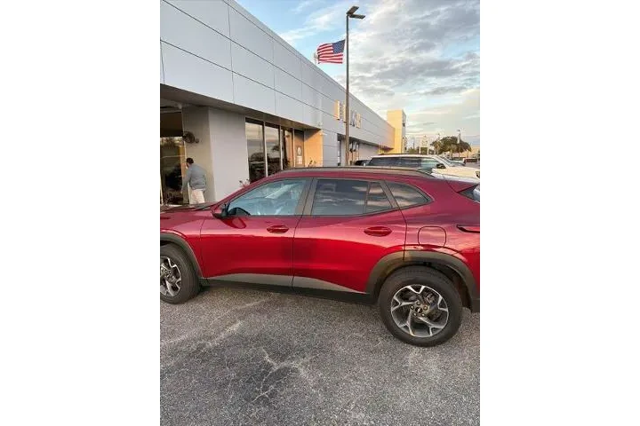 $21650 : Chevrolet Trax 2025 LT 4dr C image 8