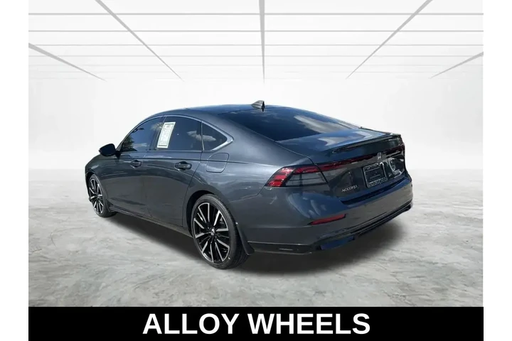 $27625 : Honda Accord Hybrid 2023 Tou image 7