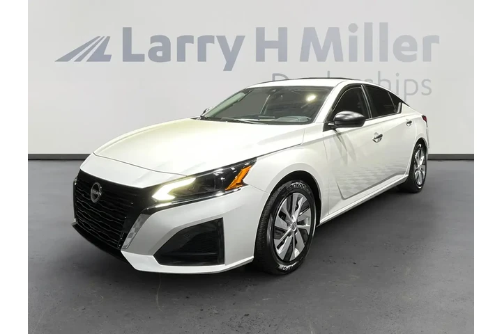 Nissan Altima 2025 2.5 S 4dr image 1