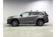 $27998 : Toyota Highlander 2017 AWD X thumbnail