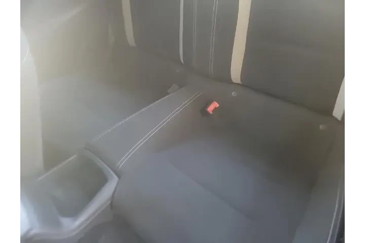 $17650 : Chevrolet Camaro 2017 LT 2dr image 6