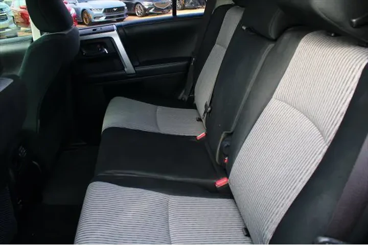 $33735 : Toyota 4Runner 2016 4x4 Trai image 9